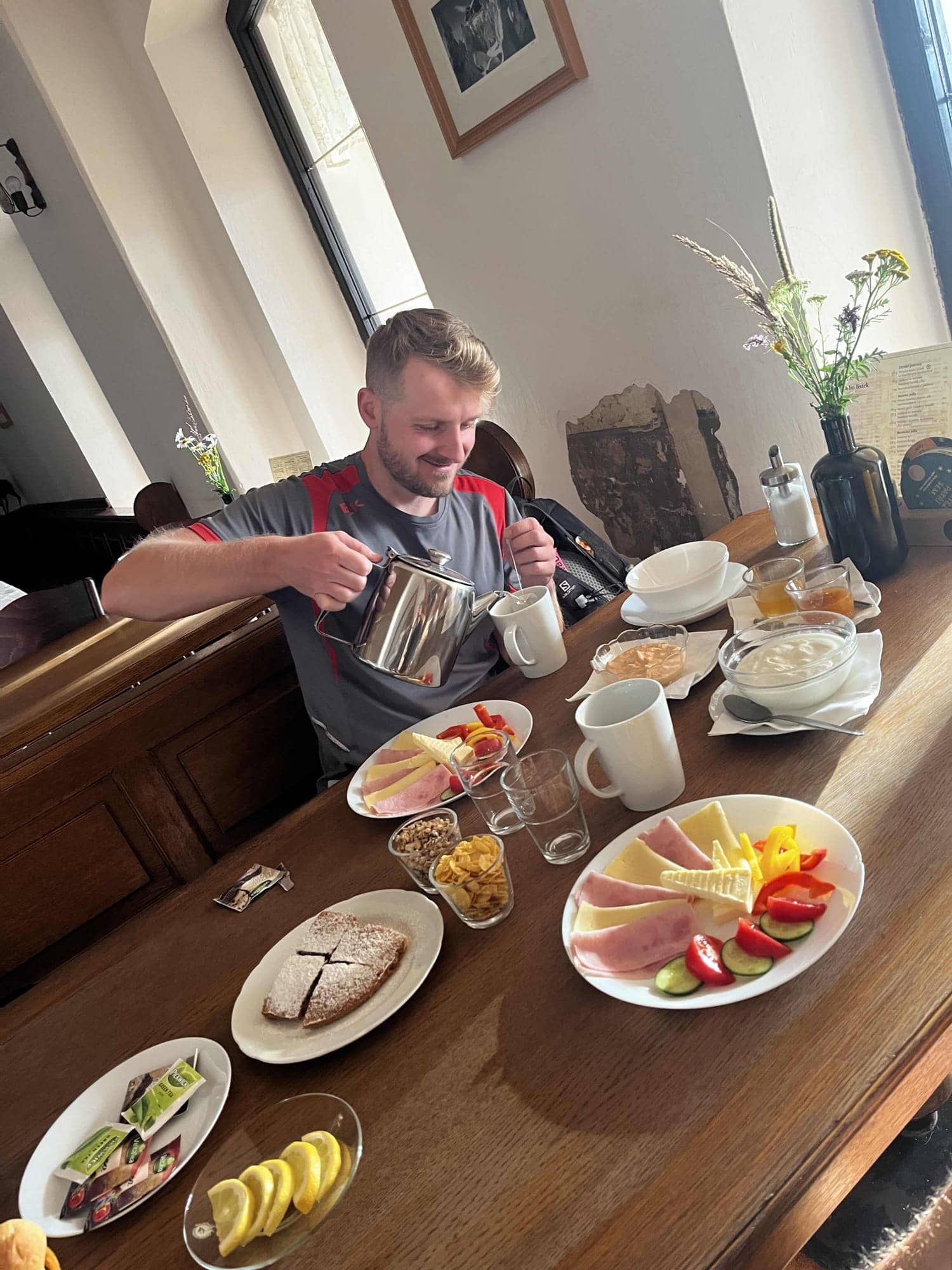 Raňajky na chate Šerák
