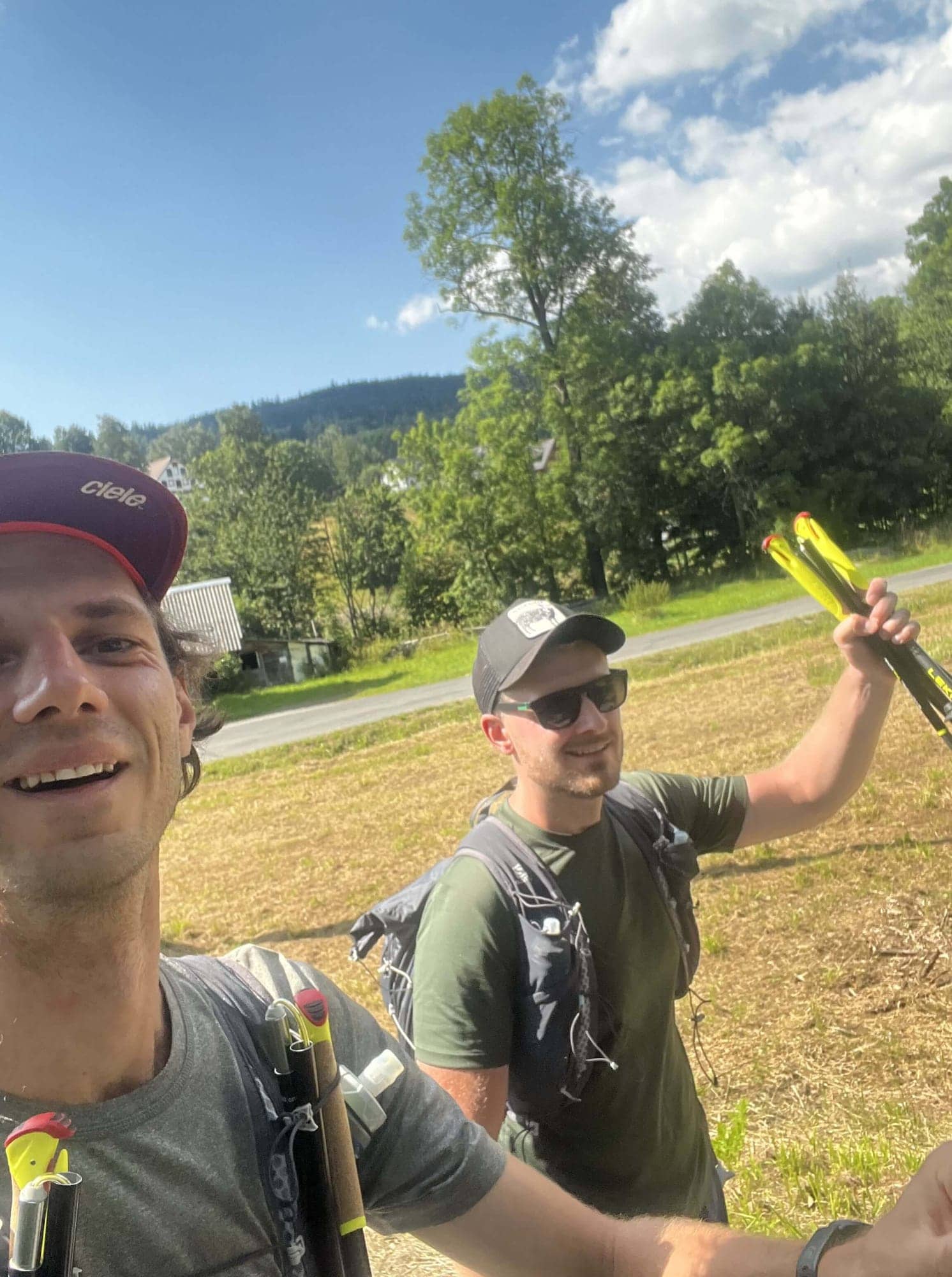 Selfie s paličkami na lúke
